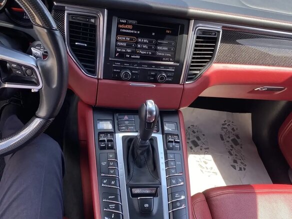 2014 Porsche Macan Turbo I, чёрный, 3100000 рублей - вид 10