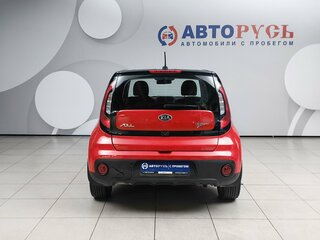 2018 Kia Soul II Рестайлинг, красный, 1449000 рублей, вид 4