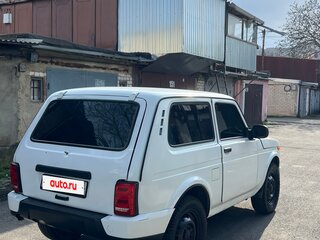 2018 Lada (ВАЗ) 2121 (4x4) Urban I Рестайлинг, белый, 450000 рублей, вид 5