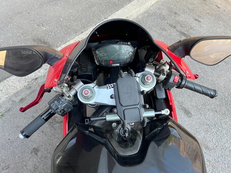 2011 Ducati 848, красный, 419000 рублей, вид 2