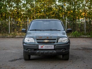 2013 Chevrolet Niva I Рестайлинг, серый, 295000 рублей, вид 3