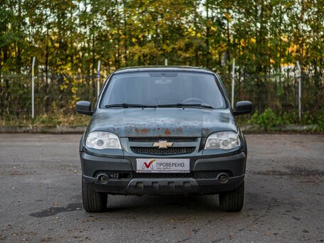 2013 Chevrolet Niva I Рестайлинг, серый, 295000 рублей, вид 3