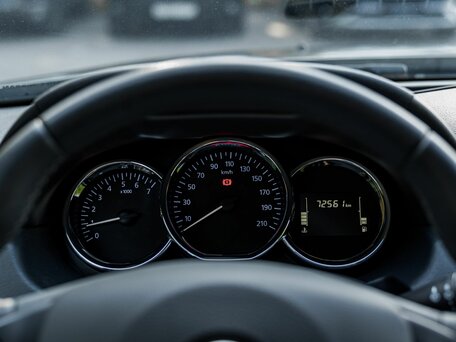 2019 Nissan Terrano III (D10), серый, 1460000 рублей, вид 5
