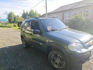 2014 Chevrolet Niva I Рестайлинг, серый, 630000 рублей, вид 1
