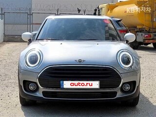 2023 Mini Clubman Cooper II Рестайлинг, серебристый, 1868000 рублей, вид 2