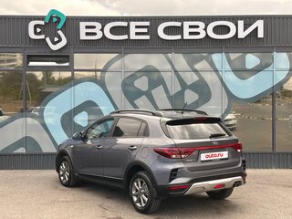 2021 Kia Rio X IV Рестайлинг, серый, 1665000 рублей, вид 3