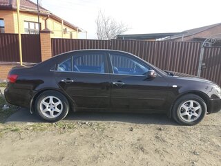 2005 Hyundai Sonata V (NF), красный, 600000 рублей, вид 4
