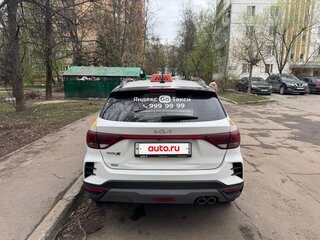 2022 Kia Rio X IV Рестайлинг, белый, 1300000 рублей, вид 4