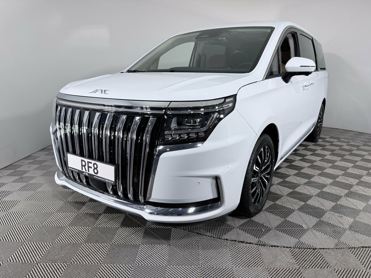 Открыть фотографии: JAC RF8