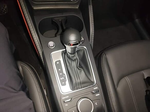 2022 Audi Q2 L 35 TFSI I Рестайлинг, красный, 1550000 рублей - вид 19