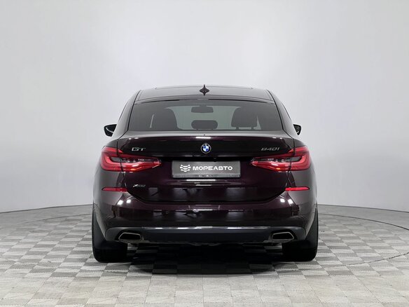 2018 BMW 6 серии Gran Turismo 640i xDrive IV (G32), красный, 3655000 рублей - вид 5