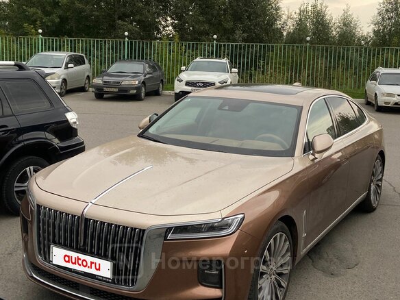 2023 Hongqi H9 I, коричневый, 5400000 рублей