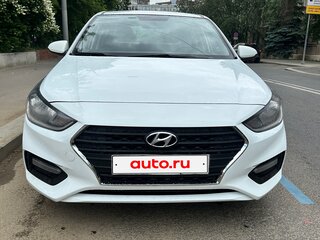 2019 Hyundai Solaris II, белый, 960000 рублей, вид 1
