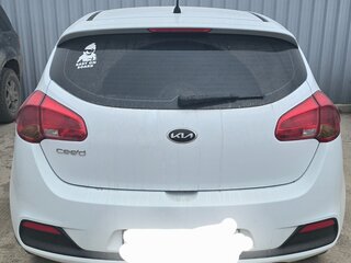 2013 Kia Ceed II, белый, 900000 рублей, вид 4