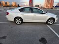 2017 Skoda Octavia III (A7) Рестайлинг, белый, 800000 рублей - вид 1