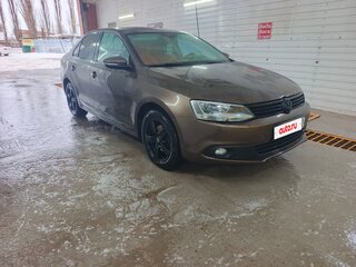 2012 Volkswagen Jetta VI, коричневый, 1300000 рублей, вид 3