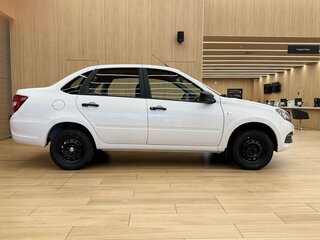2026 Lada (ВАЗ) Granta I Рестайлинг, белый, 850000 рублей, вид 4