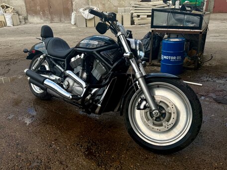 2004 Harley-Davidson V-Rod, чёрный, 800000 рублей, вид 2
