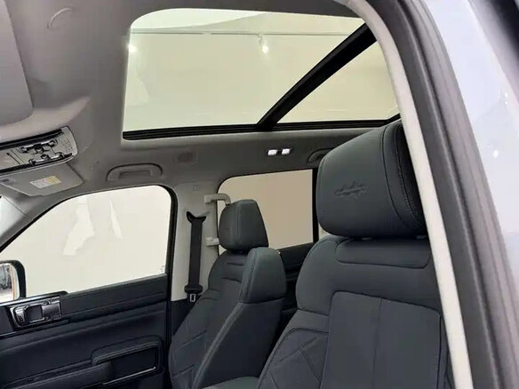 2026 BYD FangChengBao Leopard 5 47.8 kWh I Рестайлинг, серый, 7600000 рублей - вид 17