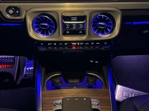 2026 Mercedes-Benz G-Класс 450 d III (W465) Рестайлинг, чёрный, 19990000 рублей - вид 9