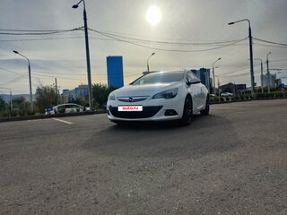 2013 Opel Astra J Рестайлинг, белый, 880000 рублей, вид 2