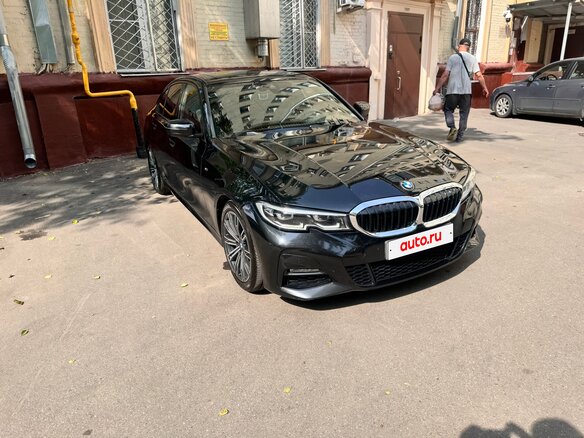2021 BMW 3 серии 320i VII (G2x), чёрный, 3600000 рублей - вид 2