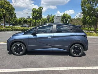 2025 BYD Dolphin 44.9 kWh I, синий, 1095401 рублей, вид 4