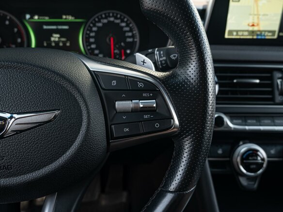 2018 Genesis G70 I, белый - вид 17