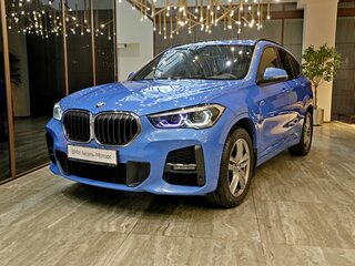 2019 BMW X1 20i xDrive II (F48) Рестайлинг, синий, 2840000 рублей, вид 1