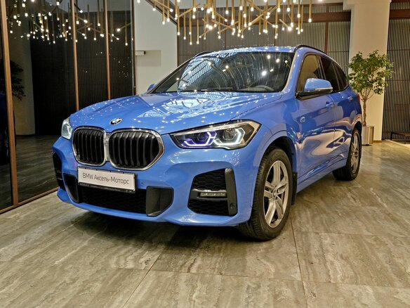2019 BMW X1 20i xDrive II (F48) Рестайлинг, синий, 2790000 рублей