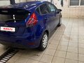2015 Ford Fiesta Mk6 Рестайлинг, синий, 900000 рублей - вид 3