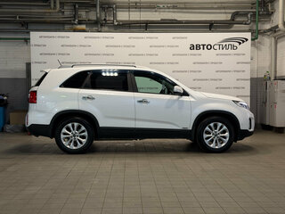 2016 Kia Sorento II Рестайлинг, белый, 1599000 рублей, вид 4