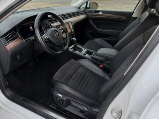 2017 Volkswagen Passat B8, белый, 1520000 рублей, вид 5