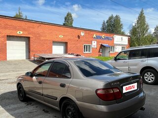 2005 Nissan Almera II (N16) Рестайлинг, бежевый, 550000 рублей, вид 4