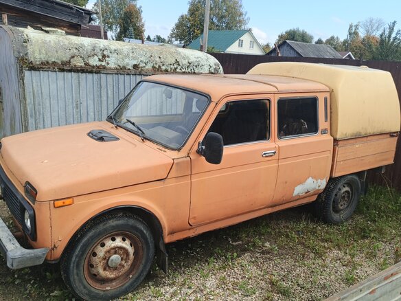 2000 Lada (ВАЗ) 2121 (4x4) I Рестайлинг, жёлтый - вид 3