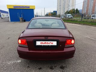 2001 Hyundai Sonata IV (EF) Рестайлинг, красный, 265000 рублей, вид 4