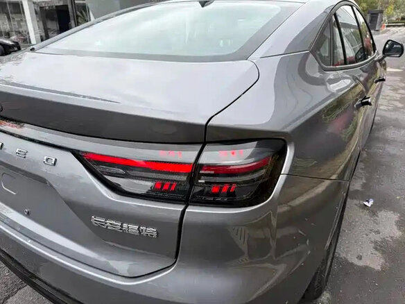2026 Ford Mondeo VI Рестайлинг, серый, 4190178 рублей - вид 5