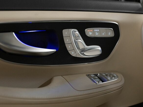2026 Mercedes-Benz V-Класс 300 d экстра длинный III (W447) Рестайлинг 2, чёрный - вид 8