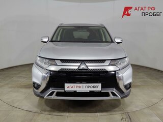 2019 Mitsubishi Outlander III Рестайлинг 3, серебристый, 1760000 рублей, вид 2