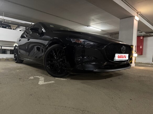 2020 Mazda 3 IV (BP), чёрный, 2000000 рублей - вид 13