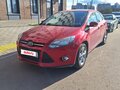 2011 Ford Focus III, красный - вид 1
