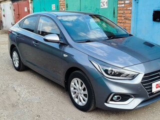 2018 Hyundai Solaris II, серый, 1500000 рублей, вид 4