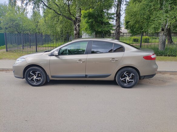 2012 Renault Fluence I, бежевый, 590000 рублей - вид 4