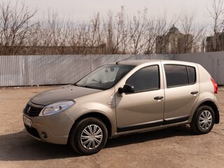 2011 Renault Sandero I, бежевый, 520000 рублей, вид 2
