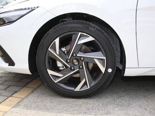 2026 Hyundai Elantra VII (CN7) Рестайлинг, белый, 2097900 рублей, вид 4