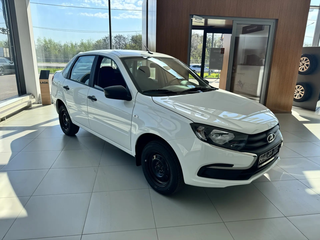 2026 Lada (ВАЗ) Granta I Рестайлинг, белый, 845000 рублей, вид 3