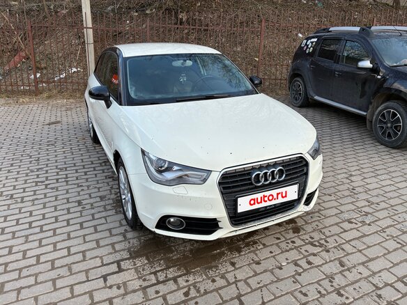 2011 Audi A1 I (8X), белый, 840000 рублей - вид 5
