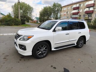 2015 Lexus LX 570 III Рестайлинг, белый, 6100000 рублей, вид 4