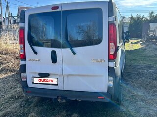 2006 Renault Trafic II Рестайлинг, белый, 860000 рублей, вид 4