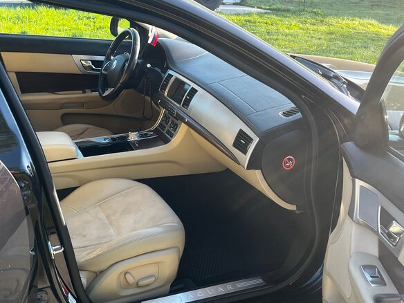 2013 Jaguar XF I Рестайлинг, чёрный, 1150000 рублей - вид 12
